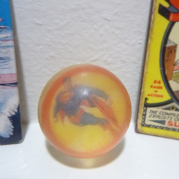 2 SUPERMAN FRIDGE MAGNETS VINTAGE COMICS w/BONUS SUPERBALL - Picture 3 of 14